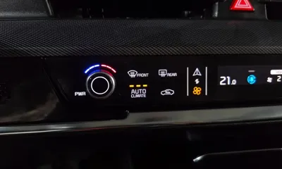 Kia Sportage 2023, 131124 км, за 65140.1 USD - фото 31