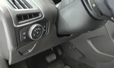 Ford Focus 2015, 56251 км, за 4030.42 USD - фото 16