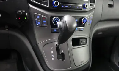 Hyundai Starex 2020, 73040 км, за 13391.1 USD - фото 9