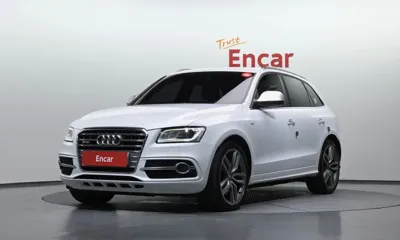 Audi SQ5 · 2015 год