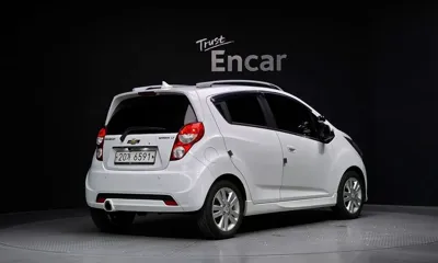 ChevroletGMDaewoo Spark 2014, 110068 км, за 2953.92 USD