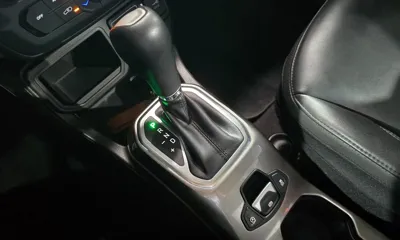 Jeep Renegade 2020, 80288 км, за 8861.76 USD - фото 9