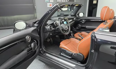 MINI Cooper Convertible 2017, 110094 км, за 9446.26 USD - фото 10