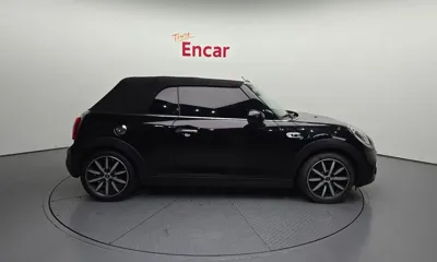 MINI Cooper Convertible 2017, 110094 км, за 9446.26 USD - фото 20
