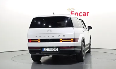 Hyundai Santafe 2024, 31806 км, за 21322.23 USD