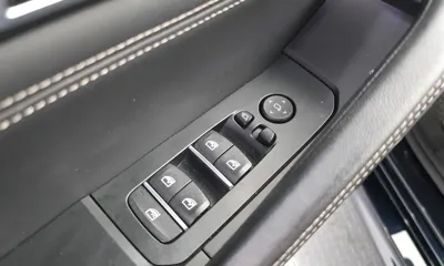 BMW X6 2023, 30642 км, за 55460.11 USD - фото 33