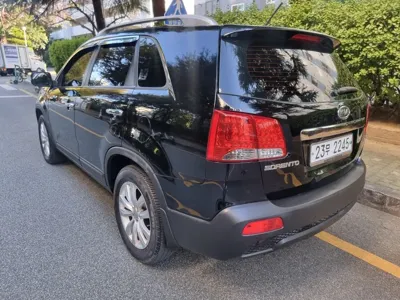 Kia Sorento 2012, 100000 км, за 4620.57 USD