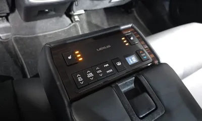 Lexus ES 2016, 90910 км, за 13586.42 USD - фото 18
