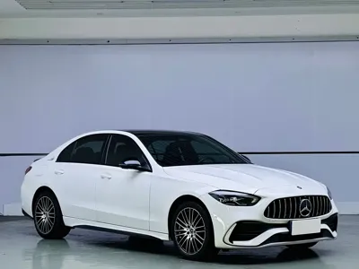 Mercedes-Benz C-Class 2023, 49000 км, за 26456.23 USD