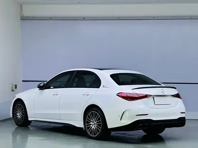 Mercedes-Benz C-Class 2023, 49000 км, за 26456.23 USD