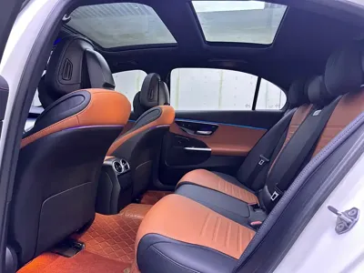 Mercedes-Benz C-Class 2023, 49000 км, за 26492.19 USD - фото 9