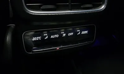 Mercedes-Benz GLE-Class 2022, 63762 км, за 43628.3 USD - фото 28