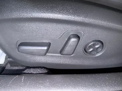 Hyundai Sonata 2015, 84738 км, за 5860.52 USD - фото 16