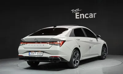 Hyundai Avante 2022, 97831 км, за 12899.03 USD