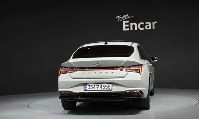 Hyundai Avante 2022, 97831 км, за 12899.03 USD