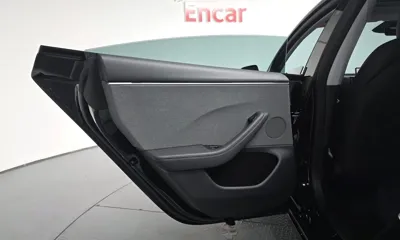 Tesla Model 3 2025, 26750 км, за 30523.83 USD - фото 25