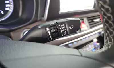 Hyundai Grandeur 2018, 125049 км, за 6498.62 USD - фото 17