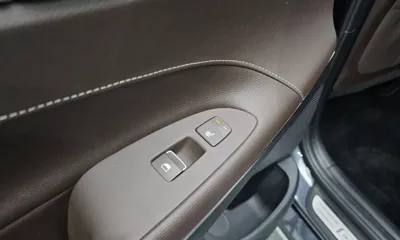 Hyundai Grandeur 2018, 125049 км, за 6498.62 USD - фото 18