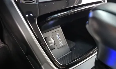 Hyundai Grandeur 2018, 125049 км, за 6498.62 USD - фото 19