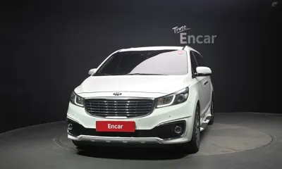 Kia Canival 2018, 121768 км, за 8402.26 USD