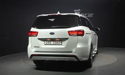 Kia Canival 2018, 121768 км, за 8402.26 USD
