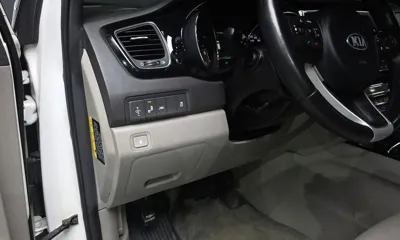 Kia Canival 2018, 121768 км, за 8402.26 USD - фото 13