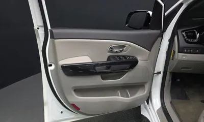 Kia Canival 2018, 121768 км, за 8402.26 USD - фото 24