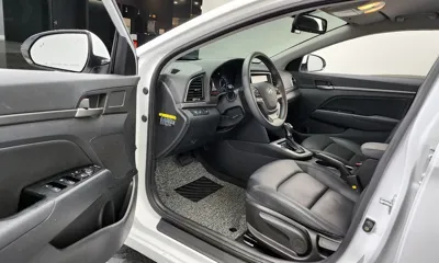 Hyundai Avante 2018, 63857 км, за 8001.57 USD - фото 10