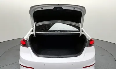 Hyundai Avante 2018, 63857 км, за 8001.57 USD - фото 20