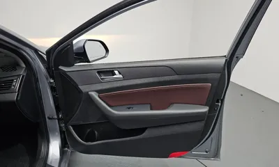 Hyundai Sonata 2017, 8932 км, за 9783.19 USD - фото 24