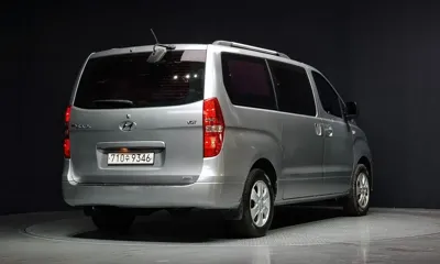 Hyundai Starex 2019, 65223 км, за 12071.68 USD