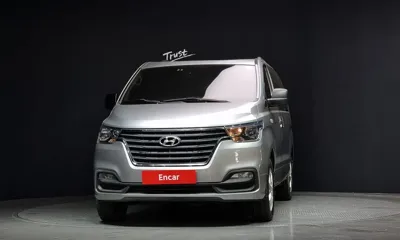 Hyundai Starex 2019, 65223 км, за 12071.68 USD