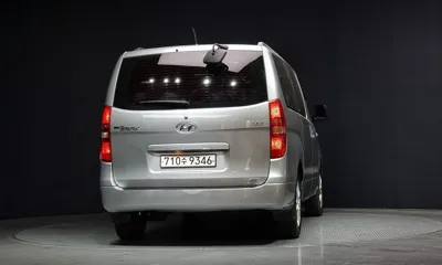 Hyundai Starex 2019, 65223 км, за 12071.68 USD