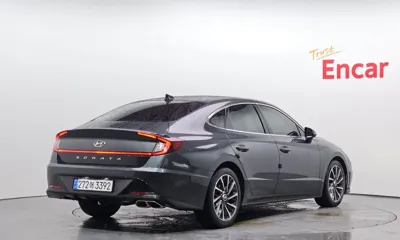Hyundai Sonata 2021, 132091 км, за 9765.48 USD