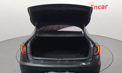 Hyundai Sonata 2021, 132091 км, за 9765.48 USD - фото 20