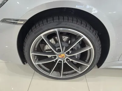 Porsche 911 2024, 4862 км, за 128003.15 USD