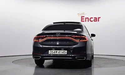Hyundai Grandeur 2019, 231671 км, за 5883.13 USD