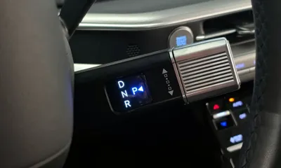 Hyundai Grandeur 2023, 86357 км, за 19153.1 USD - фото 9