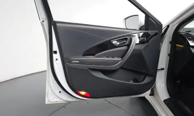 Hyundai Grandeur 2015, 61216 км, за 6301.69 USD - фото 24