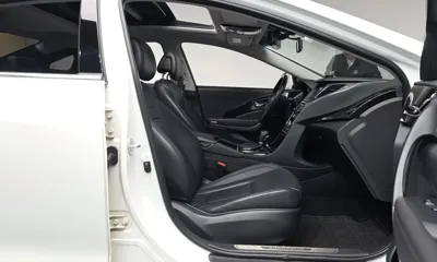 Hyundai Grandeur 2015, 61216 км, за 6301.69 USD - фото 26