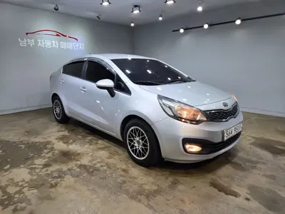 Kia Pride 2012, 99907 км, за 2710.21 USD