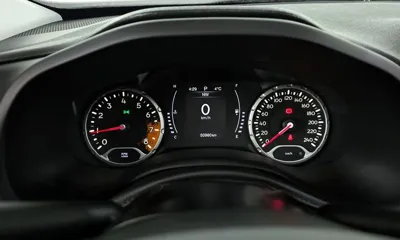 Jeep Renegade 2017, 50980 км, за 5153.62 USD - фото 8