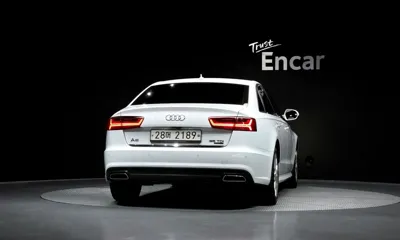 Audi A6 2018, 128434 км, за 10677.55 USD