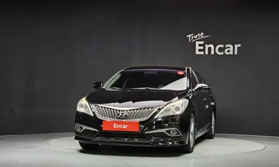Hyundai Grandeur 2016, 132489 км, за 5120.13 USD
