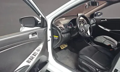 Hyundai Accent 2017, 56119 км, за 4757.18 USD - фото 11