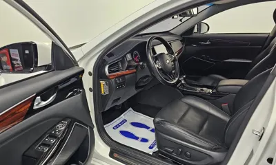 Kia K7 2016, 99631 км, за 7601.8 USD - фото 10