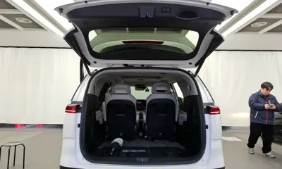 Kia Canival 2021, 191118 км, за 13551.04 USD - фото 20
