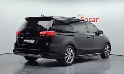 Kia Canival 2019, 208017 км, за 6170.41 USD