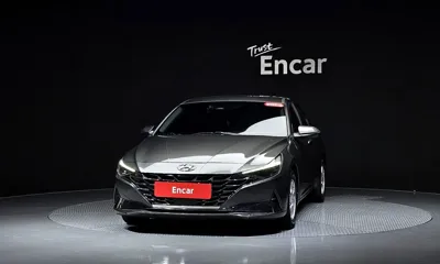 Hyundai Avante 2021, 45999 км, за 10553.75 USD