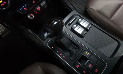 Kia Sorento 2017, 56998 км, за 9783.19 USD - фото 9